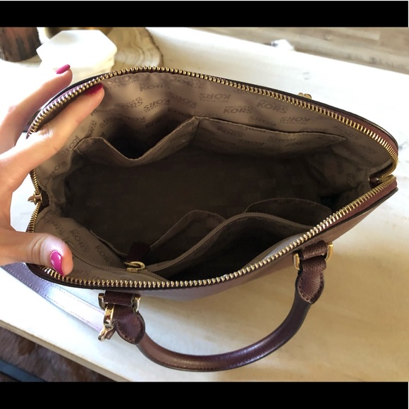 Burgundy Michael Kors Purse - Picture 4 of 5